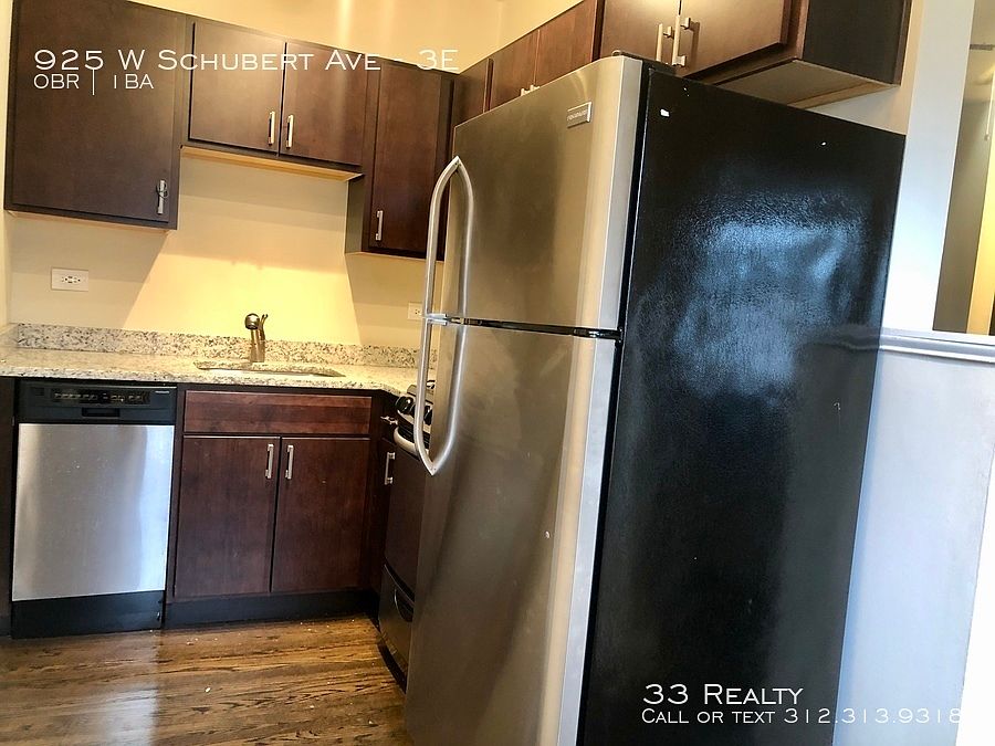 1st image of 925 W Schubert Ave #3E