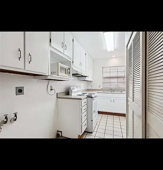 4416 Lake Vista Dr #C — Photo 7