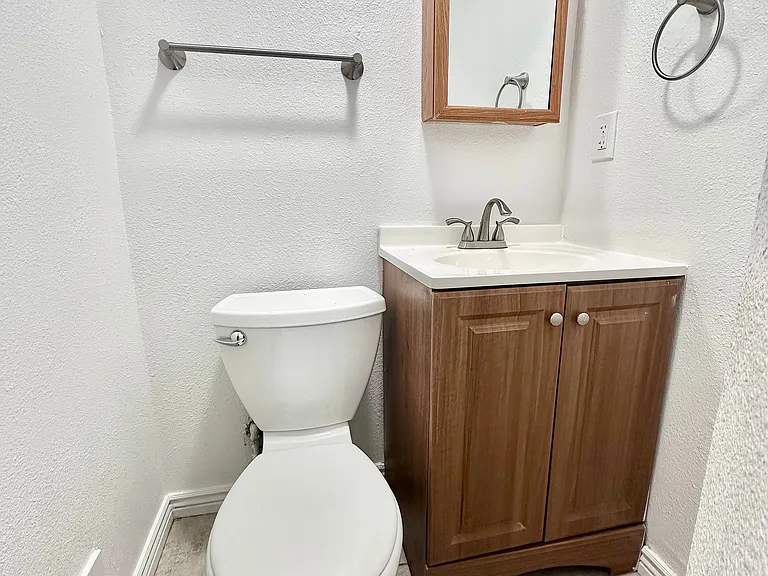 Studio 4 Bathroom