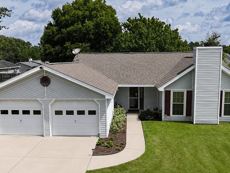 1st image of 431 Fieldstone Rd