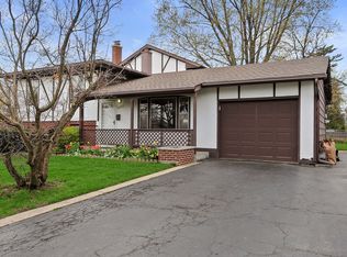 4203 Weber Dr, Rolling Meadows, IL 60008