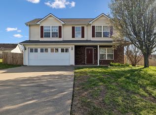 702 Tot Dr, La Vergne, TN 37086