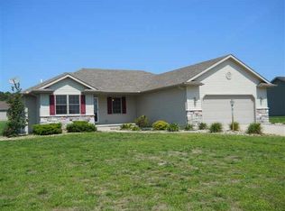 20043 Moonstone Ln, Goshen, IN 46528