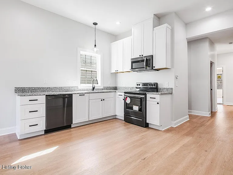 1518 Christy Ave — Photo 10