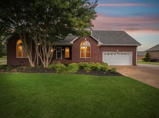301 Chestnut Ln, Lebanon, TN 37087