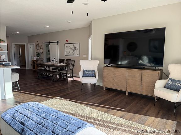2nd image of 104 Sierra Bay Dr #1C