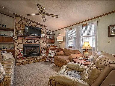 9700 Beatties Ford Rd — Photo 16