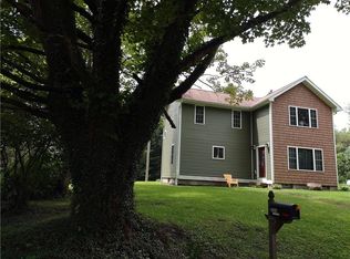 5269 Stopp Rd, Cochranton, PA 16314