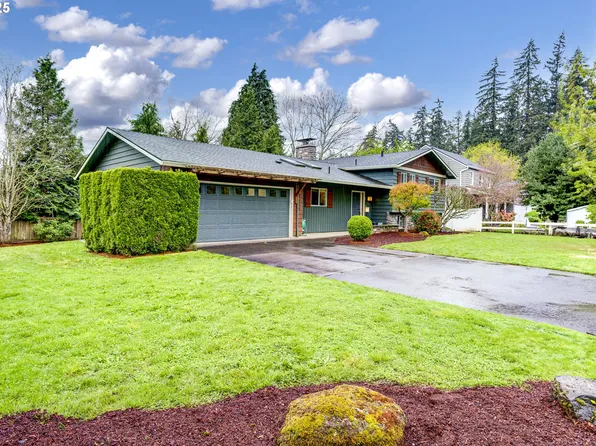 5670 Childs Rd, Lake Oswego, OR 97035
