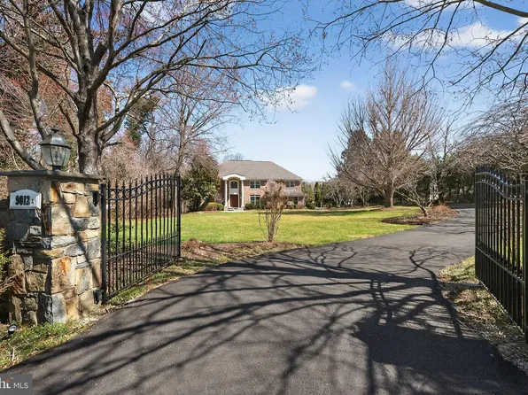 9012 Old Dominion Dr, McLean, VA 22102