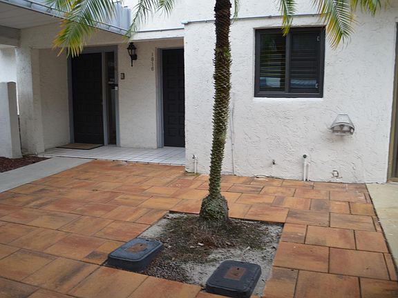 3rd image of 1816 Village Ct
