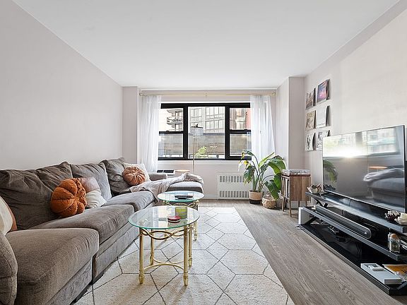 2nd image of 357 E 57th St APT 2E