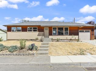 703 E 20th St, The Dalles, OR