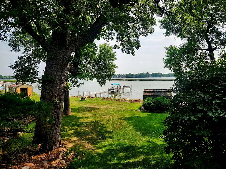 6375 N Shore Dr — Photo 1