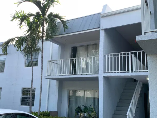 431 Executive Center Drive #206, West Palm Beach, FL 33401
