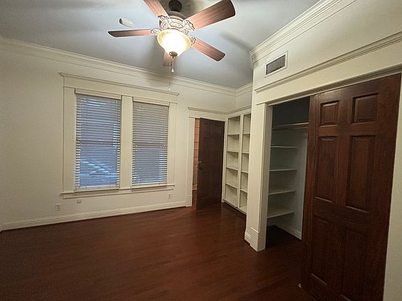 4th image of 1129 Cortlandt St #A