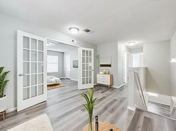 8214 Leaning Oak Ct, Arlington, TX 76002