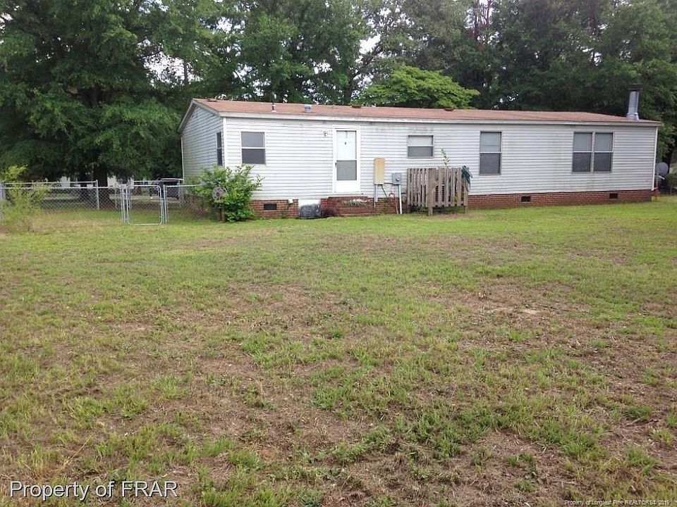 2nd image of 2115 Fennell Rd