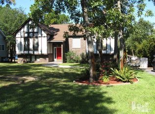 457 S Shore Dr, Southport, NC 28461