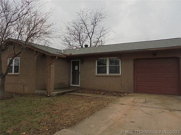 2nd image of 238 S 185th East Ave
