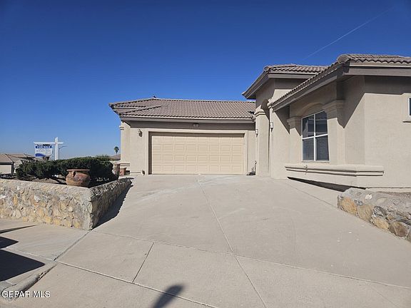 2nd image of 301 Resler Ridge Dr