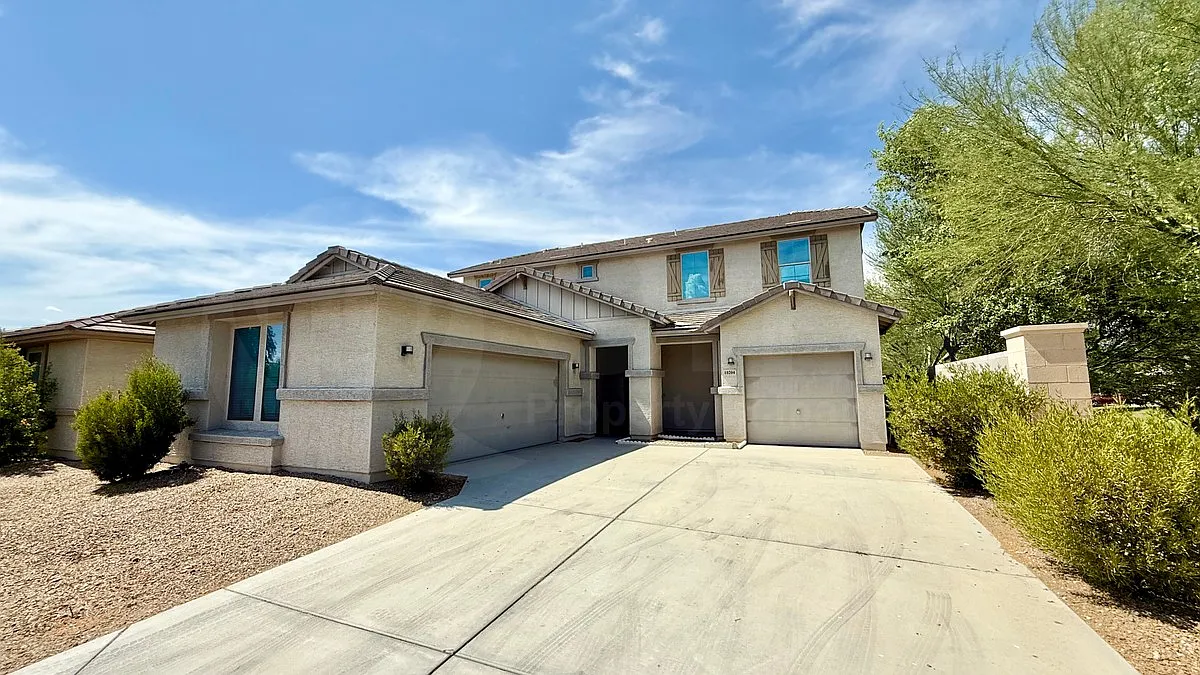 5 bed, 3.0 bath, 2661 sqft, $2,699 — Photo 1