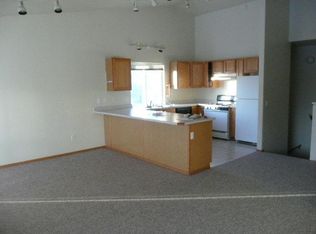 8180 Kronos Dr, Anchorage, AK 99502