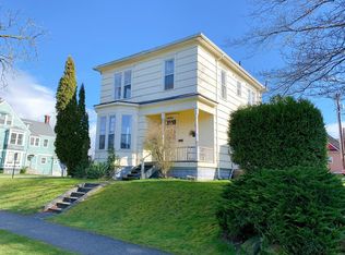 1130 N Garden St, Bellingham, WA 98225