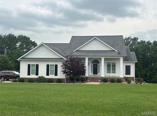 150 Quarterback Rdg S, Jackson, MO 63755