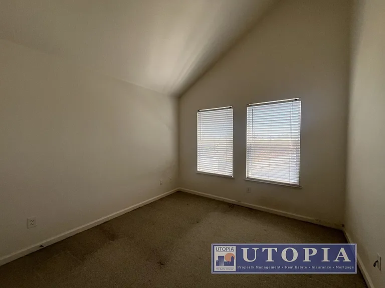 313 Village Cir — Photo 14