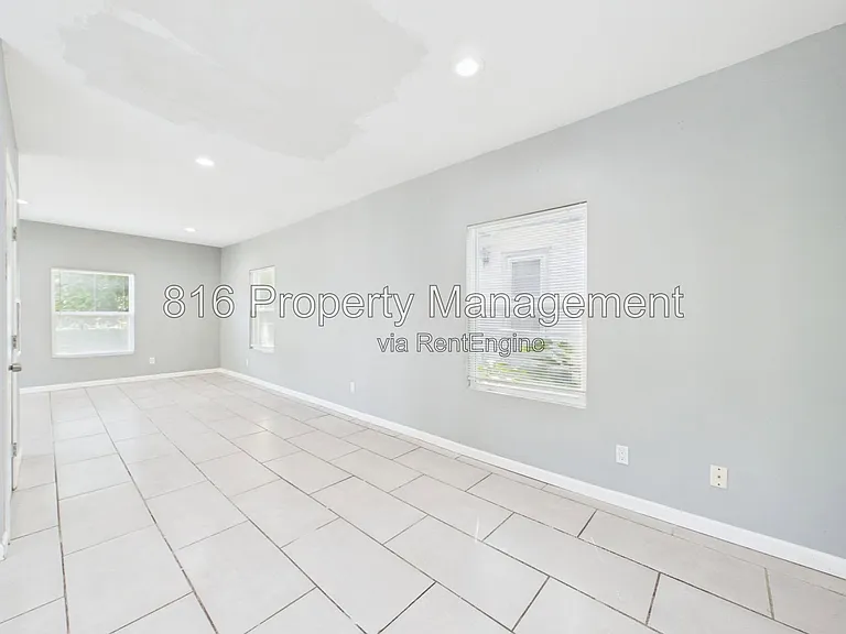 1256 Pennsylvania Ave — Photo 6