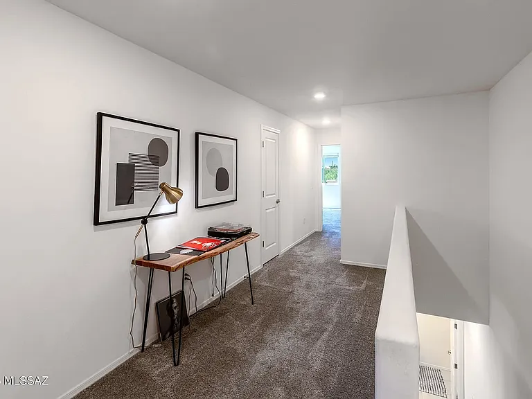 1032 E Descent St — Photo 13