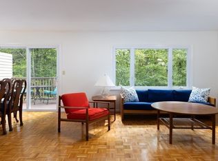 10 Fifer Ln, Lexington, MA 02420