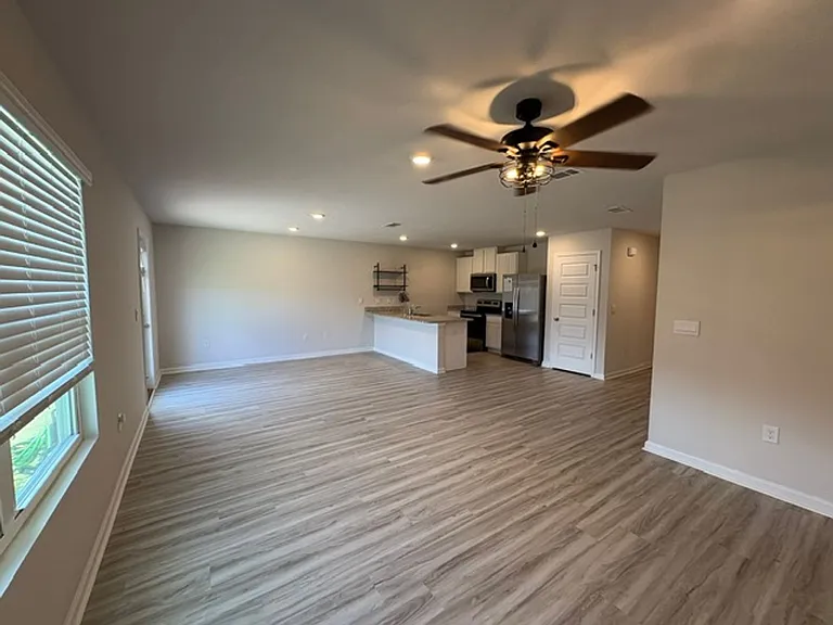 807 Otto Loop — Photo 4