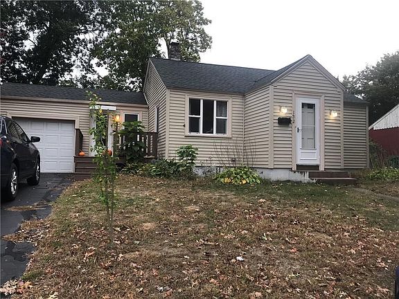 2nd image of 132 Bartlett Dr