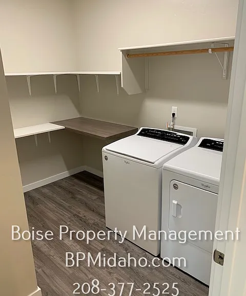1826 W Heavy Timber Dr — Photo 16