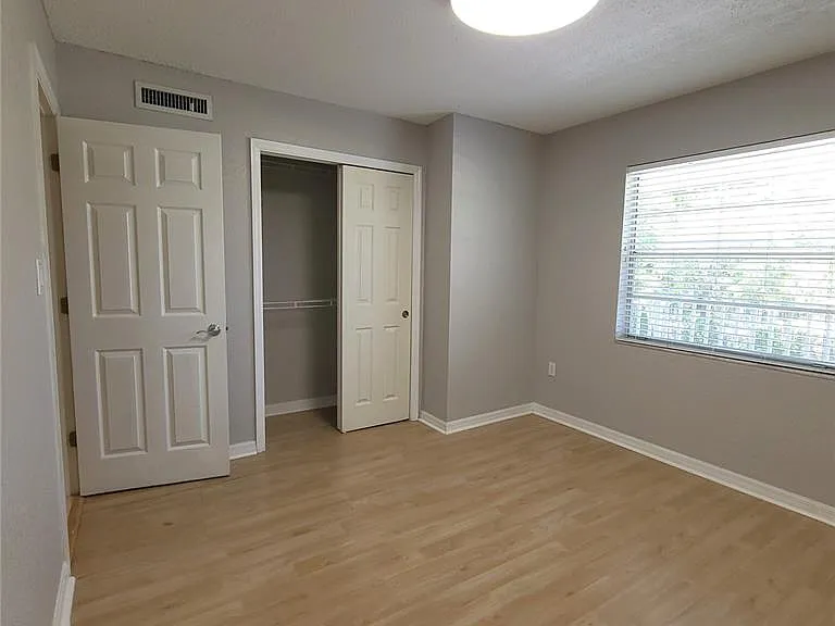 924 La Costa Cir #4 — Photo 12