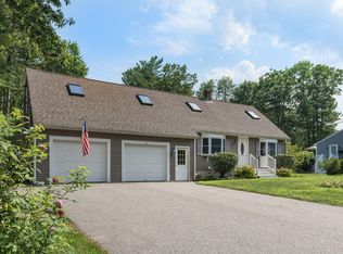 32 Mousam Ridge Rd, Kennebunk, ME 04043