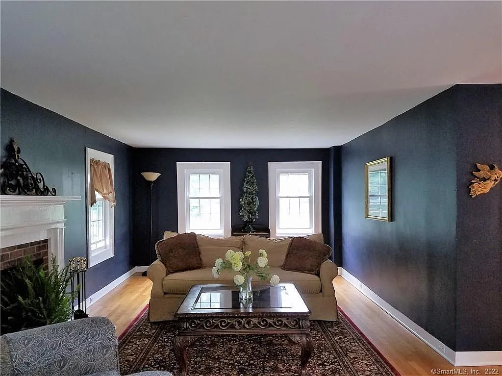 4 bed, 2.0 bath, 2245 sqft, $3,400 — Photo 1