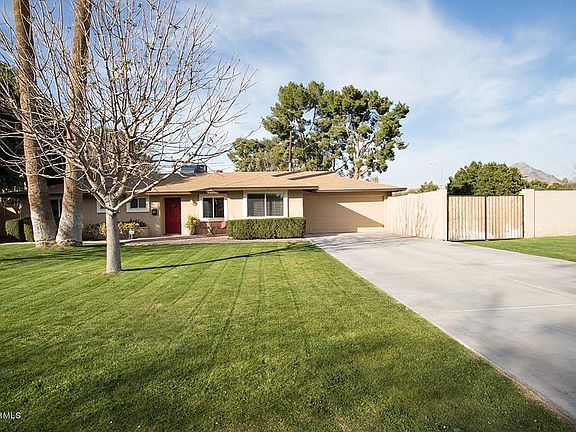 1540 E San Miguel1