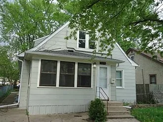 3519 Snelling Ave