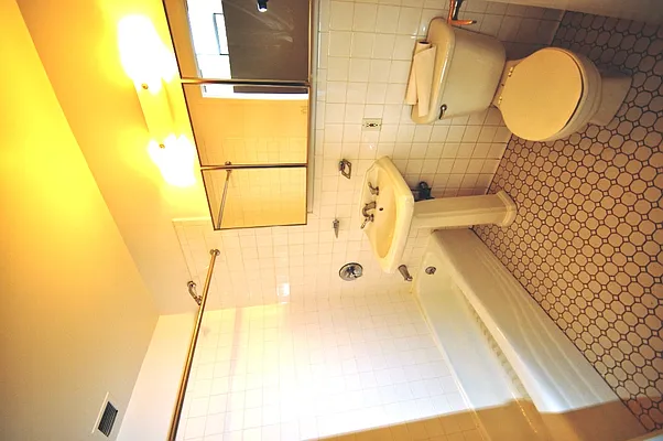 Rented by Corcoran | media 17