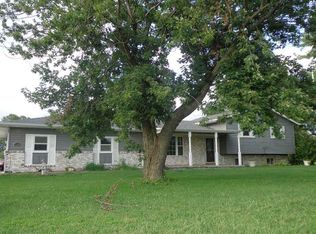 13729 W Smithville Rd, Hanna city, IL 61536