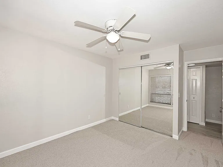 1627 E Redfield Rd — Photo 30