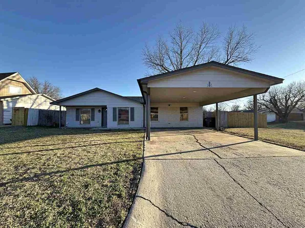 101 NE English St, Lawton, OK 73507