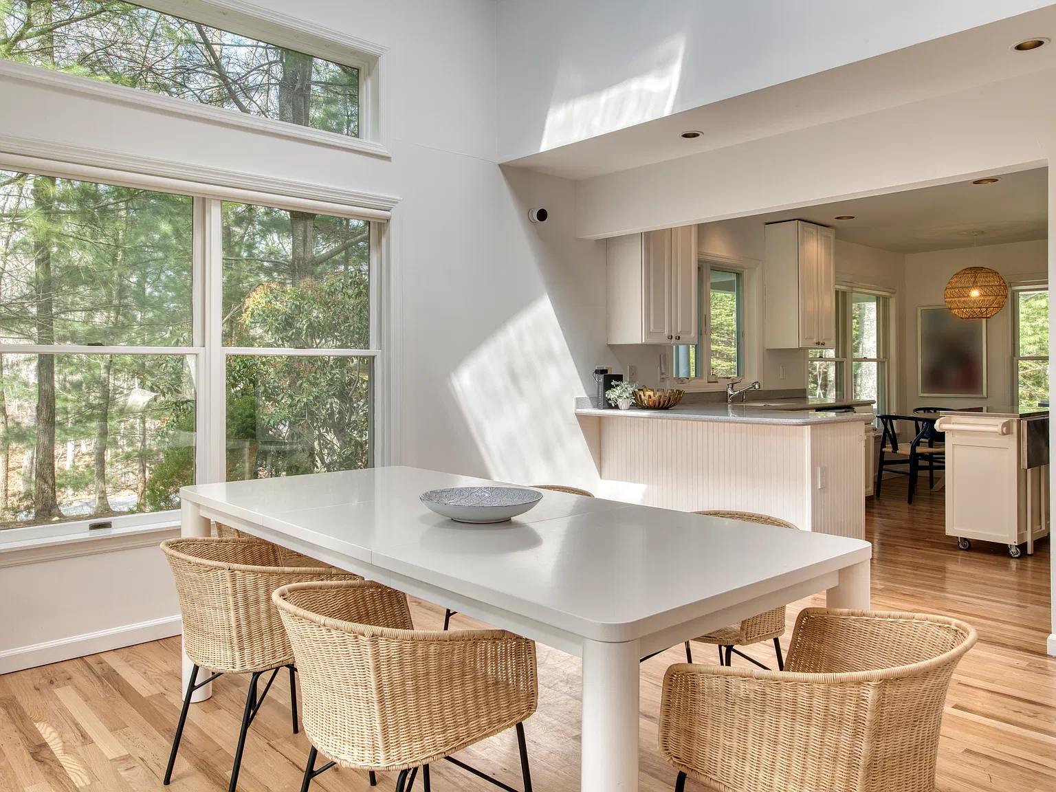 East Hampton Retreat with Heated Pool - Close to Village & Beach — Photo 1
