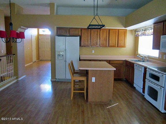 3rd image of 2080 W Boulder Ct