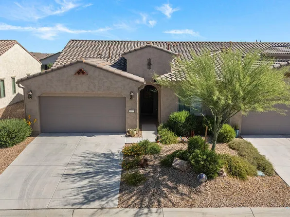 1477 E Basalt Dr, Green Valley, AZ 85614