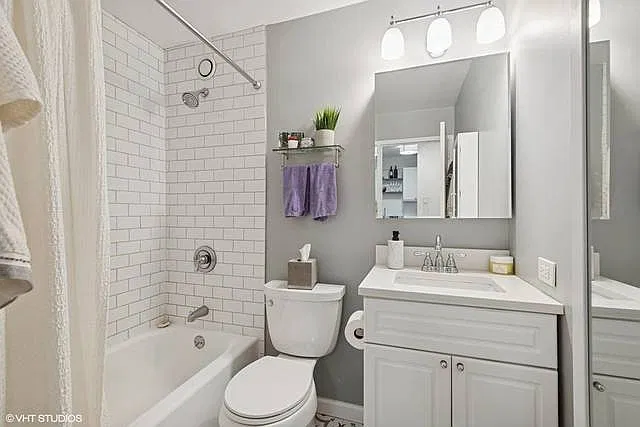 Studio, 591 sqft, $2,100 — Photo 3