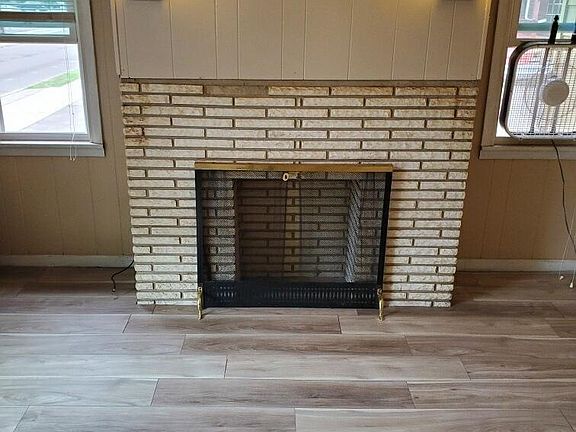 2nd image of 36 Fayette St APT 1